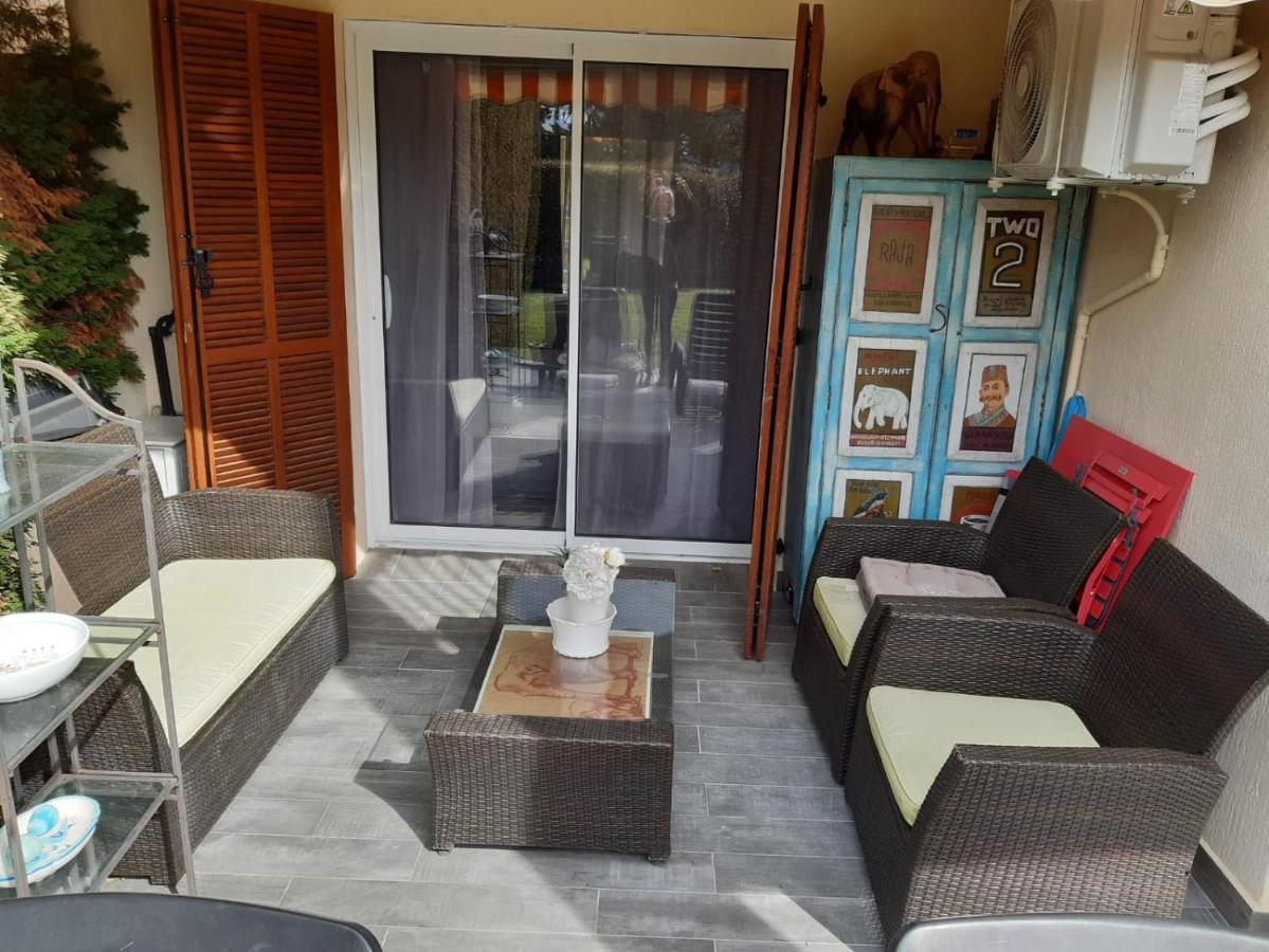 Agay Le Pti Bonheur 60M2 Rez De Jardin, En Bord De Mer Saint-Raphaël Exteriör bild